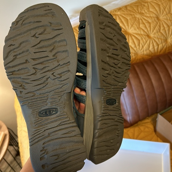Keen Whisper Sandal smoke blue women’s size 10 EUC - Picture 6 of 16